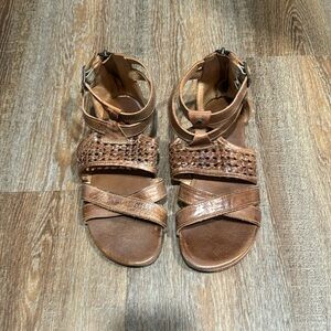 Gorgeous BedStu CAPRIANA sandal